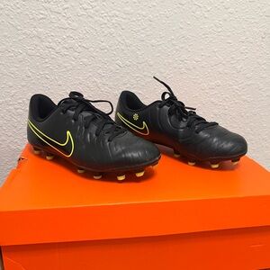 Nike Black and Yellow Boys Soccer Cleats